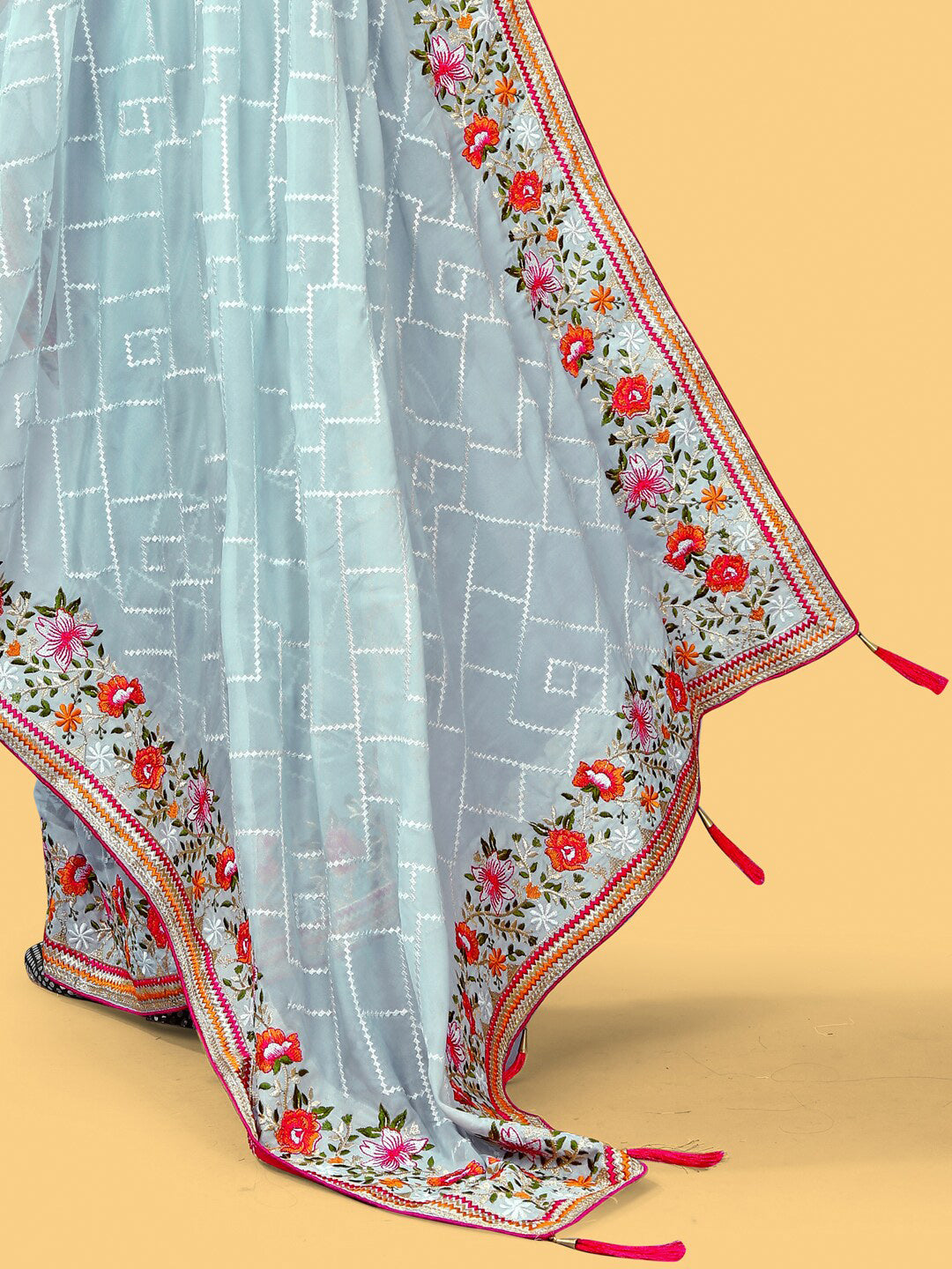Sangria Grey & Red Geometric Embroidered Organza Sungudi Sarees - Distacart