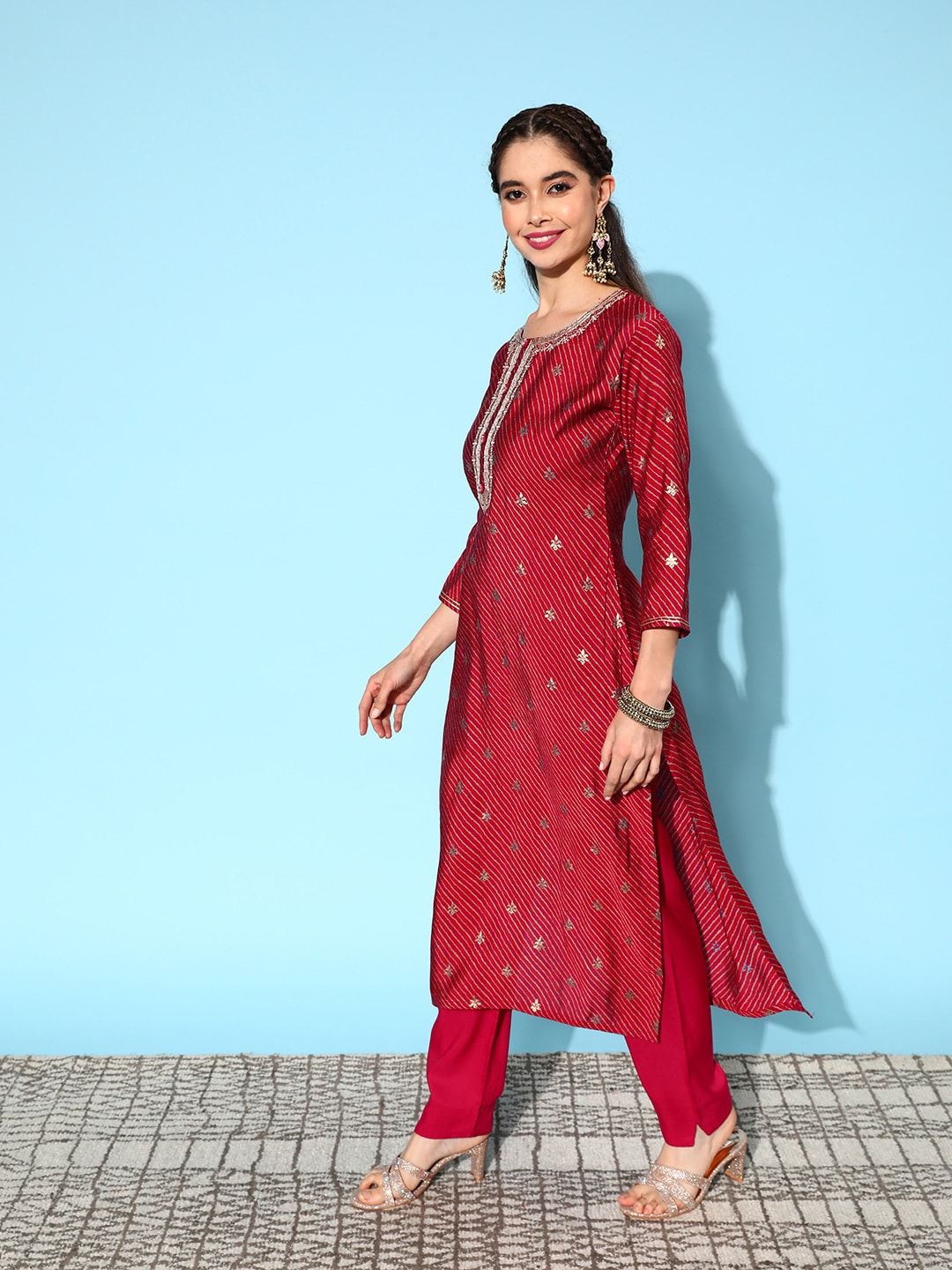 Sangria Floral Kurta with Trousers & Dupatta - Distacart