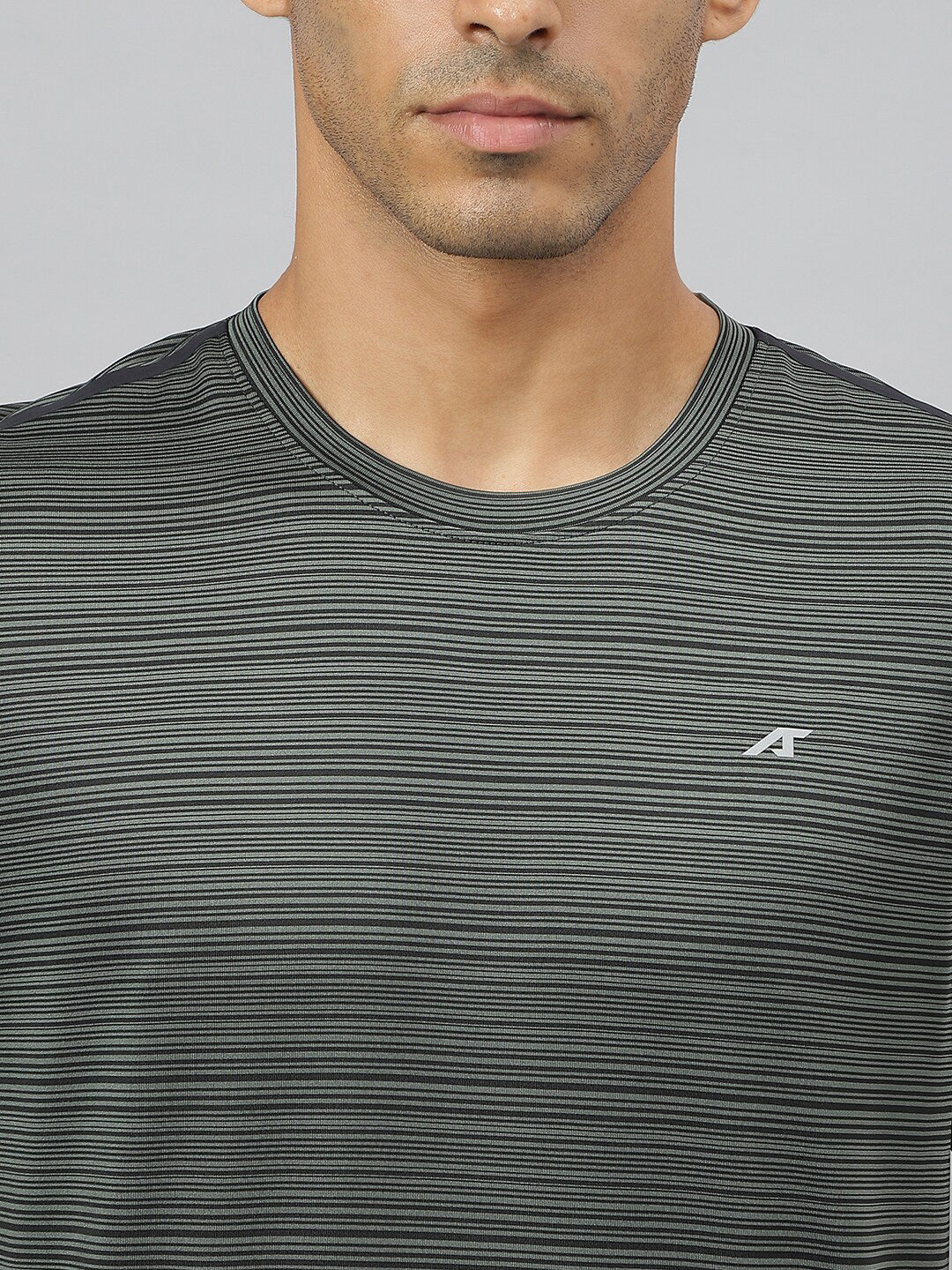 Alcis Men Stretch-X Anti-Static Slim-Fit Round Neck Running T-Shirt - Distacart