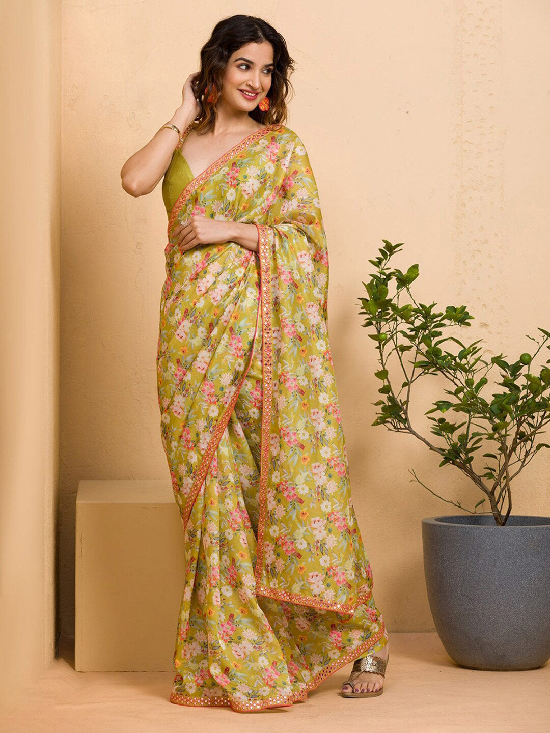 Sangria Floral Printed Mirror Work Saree - Distacart