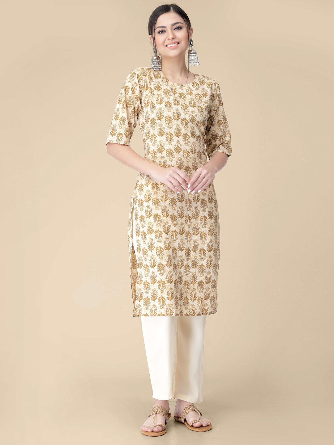 Kalini Floral Printed Regular Kurta with Trousers - Distacart