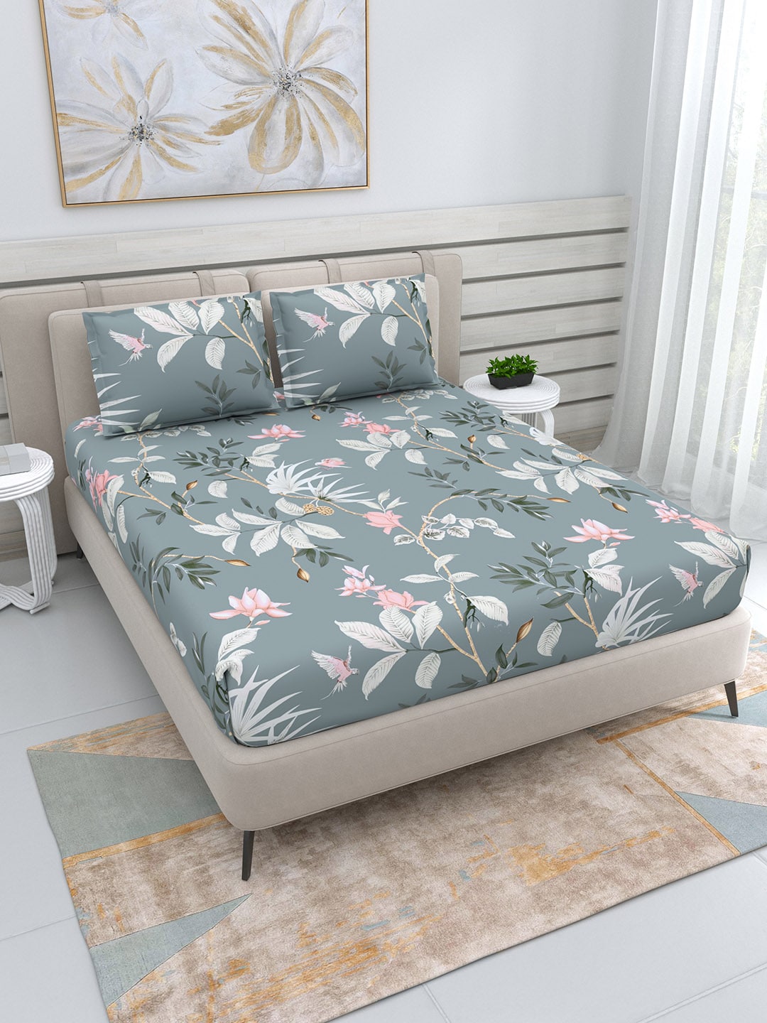 DREAM WEAVERZ Grey & White Floral 220 TC Queen Bedsheet with 2 Pillow Covers - Distacart