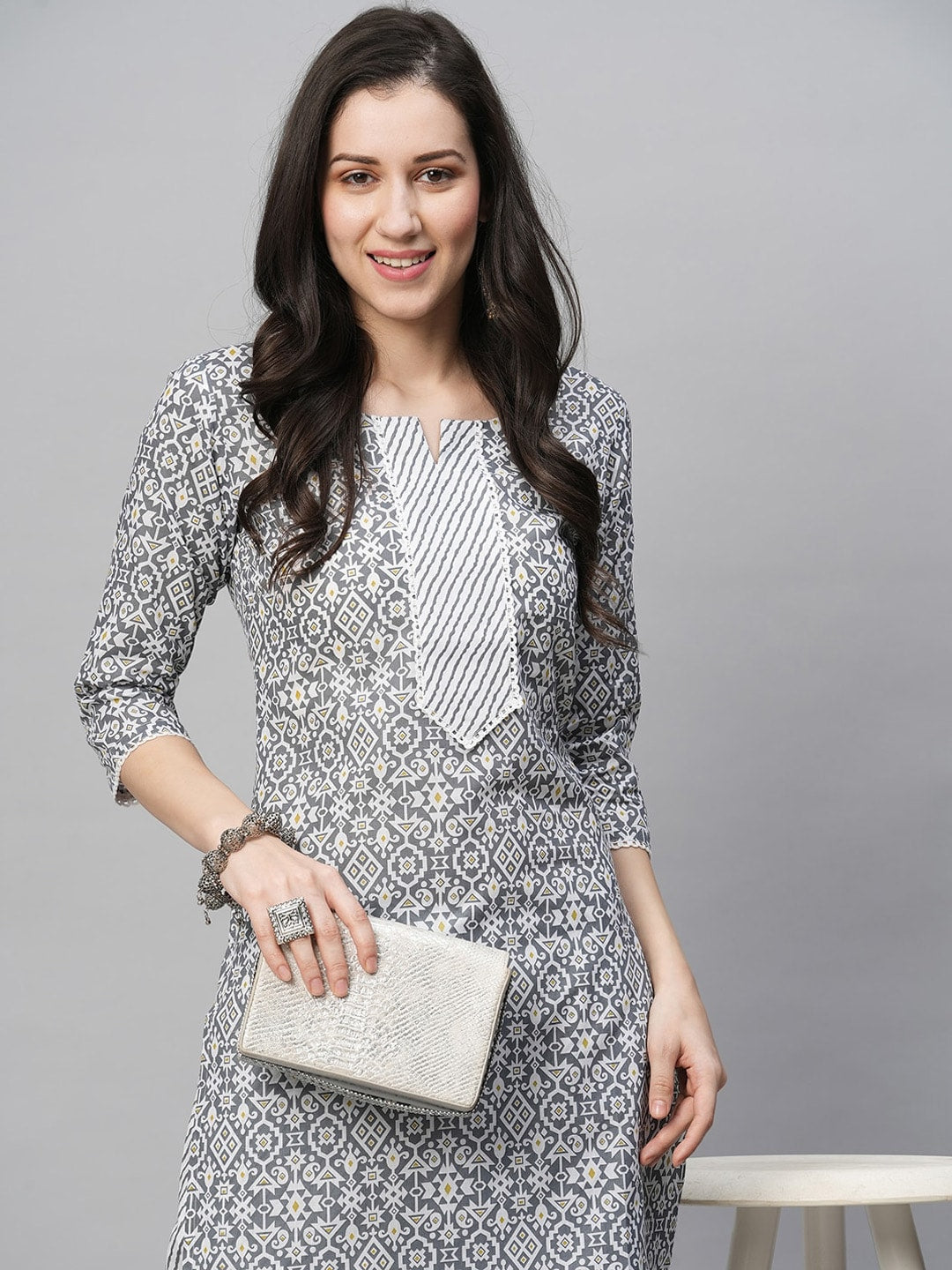 Kalini Ethnic Motifs Printed Kurta With Trousers - Distacart