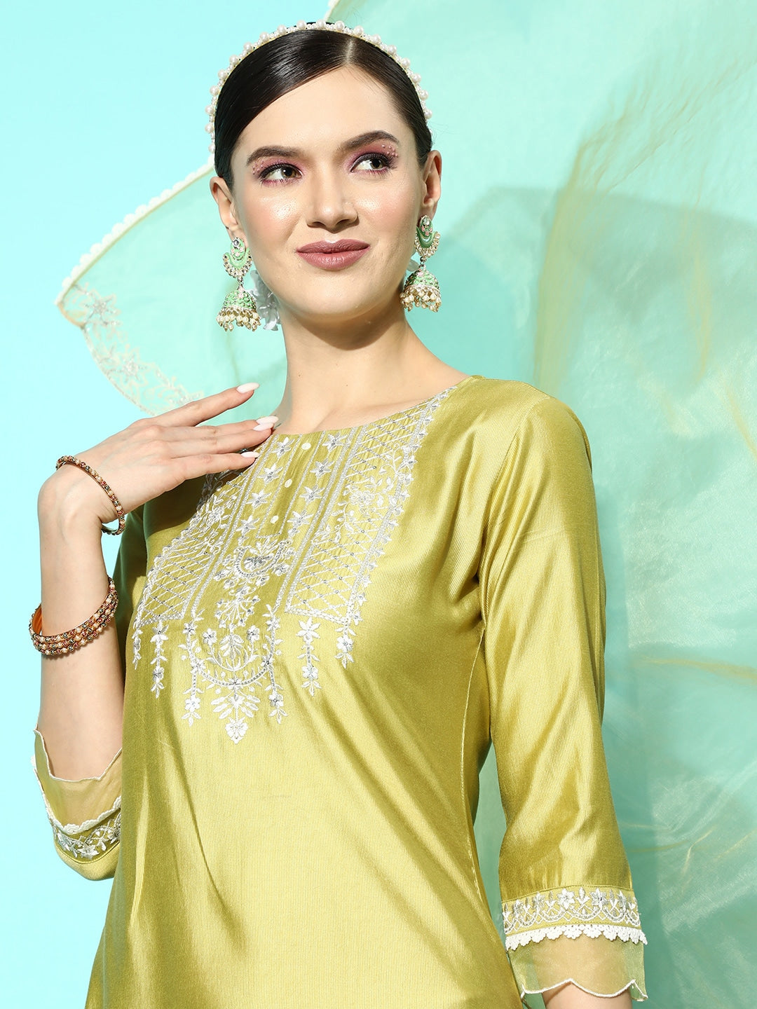 Sangria Women Floral Embroidered Regular Sequinned Kurta with Trousers & With Dupatta - Distacart