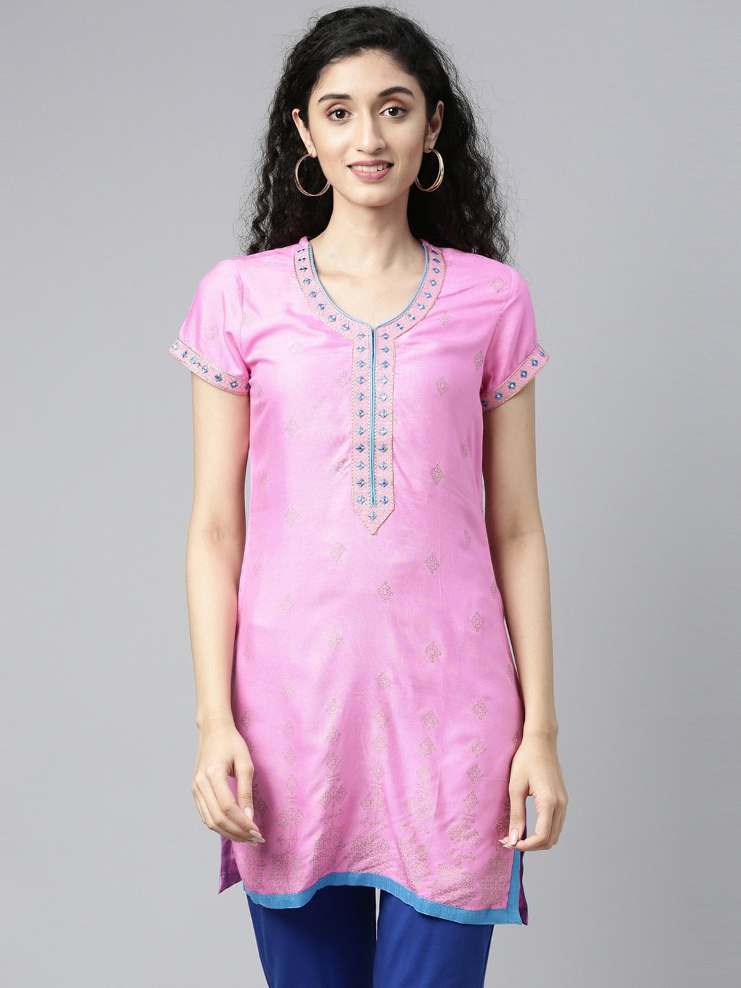Souchii Pink Embroidered Pastels Kurta - Distacart