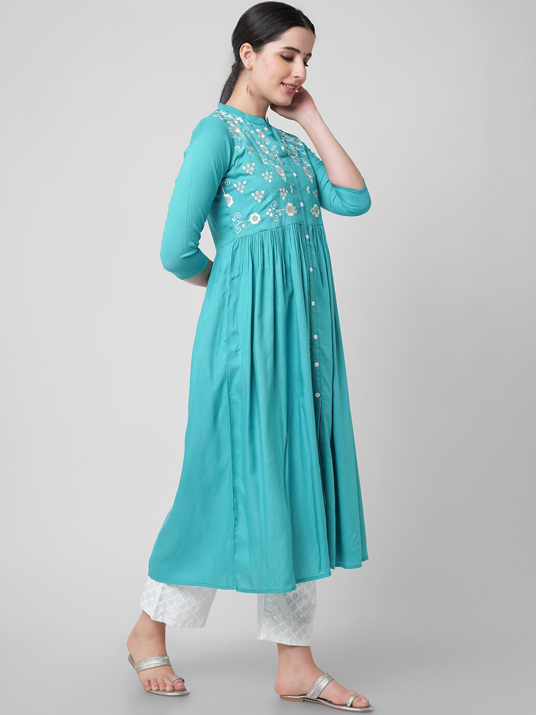 Kalini Women Sea Green Printed Flared Sleeves Thread Work Handloom Kurta - Distacart