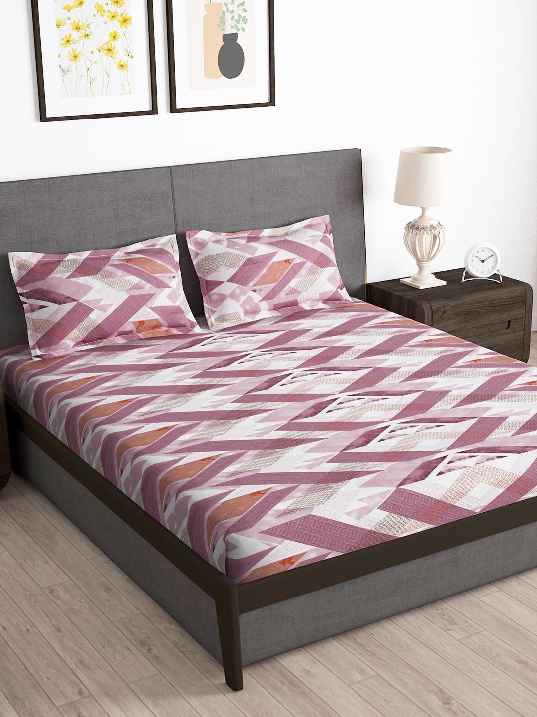Story@home Arena Pink & White Geometric Printed 180 TC Bedsheet & Pillow Covers - Distacart