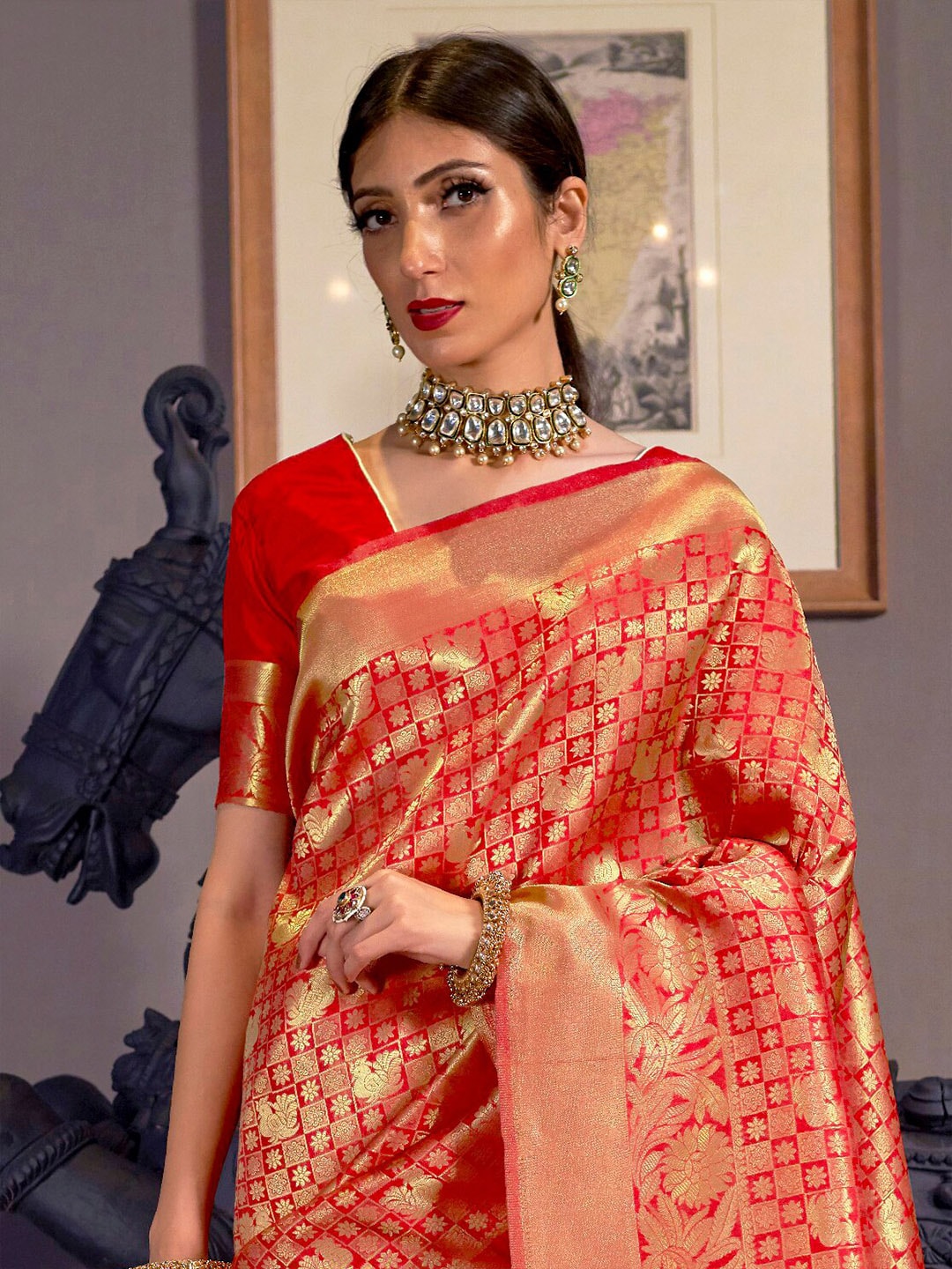 Mitera Red & Gold-Toned Woven Design Zari Silk Blend Banarasi Saree - Distacart