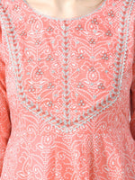 Thumbnail for Kalini Women Peach-Coloured Bandhani Printed Empire Gotta Patti Kurta Set - Distacart