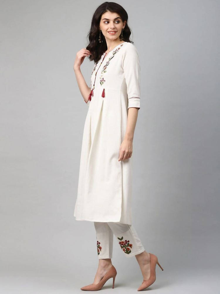 Yufta Women Off-White Yoke Design Kurta with Trouser