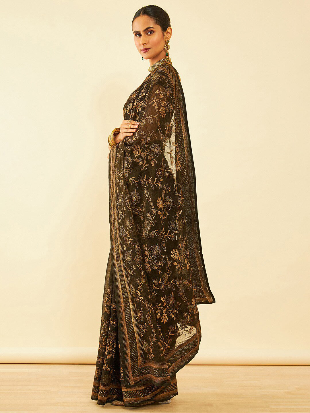 Soch Floral Embroidered Zari Pure Chiffon Saree - Distacart