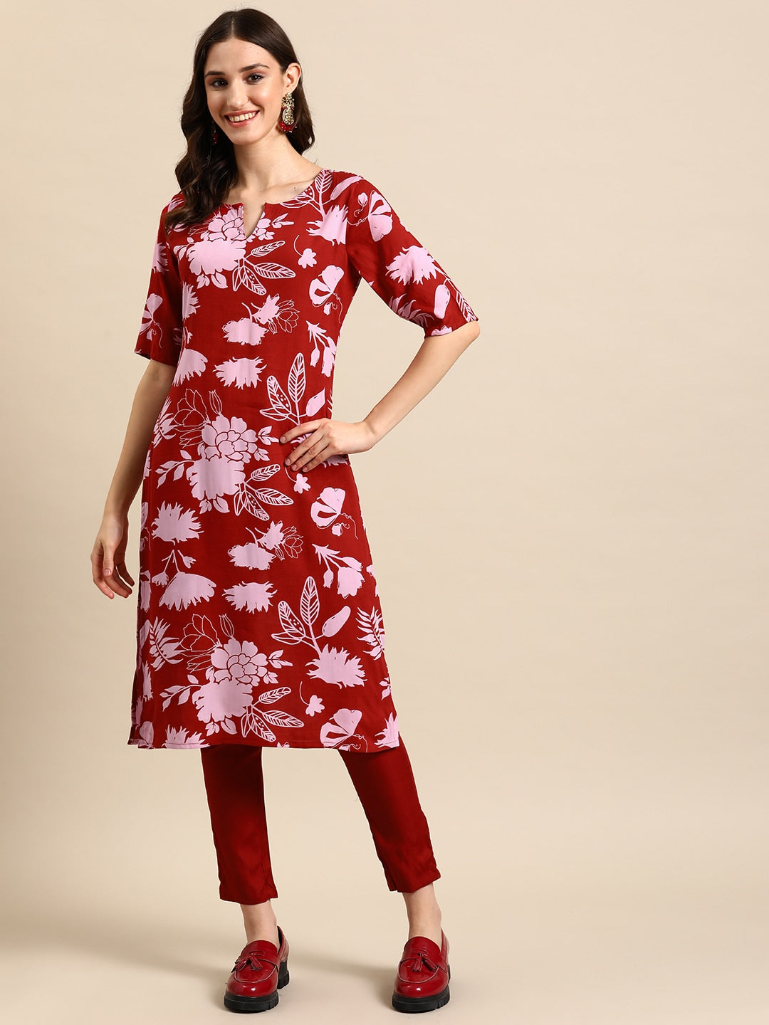 Sangria Floral Printed Regular Kurta with Trousers - Distacart