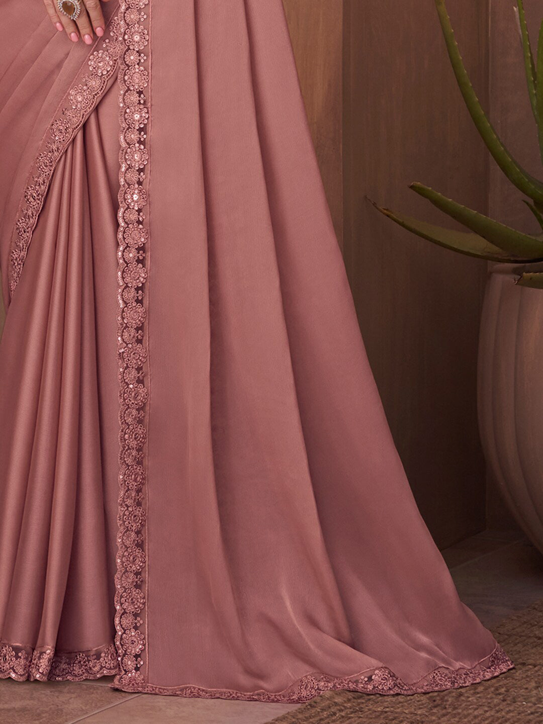 Mitera Mauve Sequinned Silk Blend Saree - Distacart
