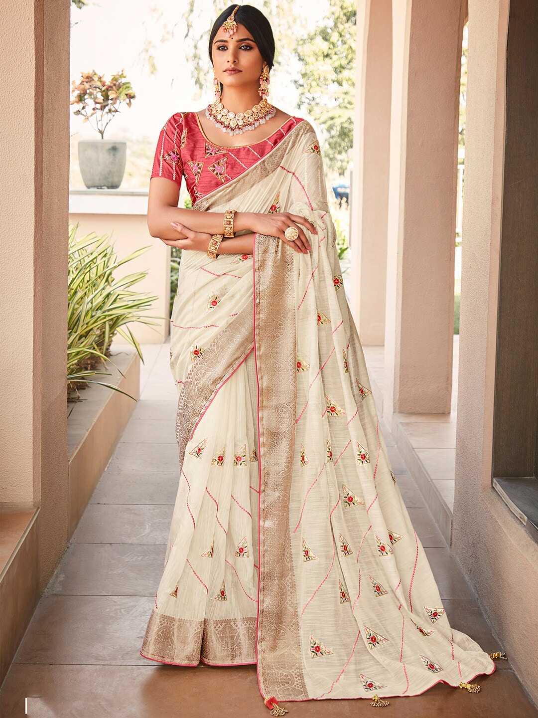 Saree Mall Floral Embroidered Sequin Embellished Zari Saree - Distacart