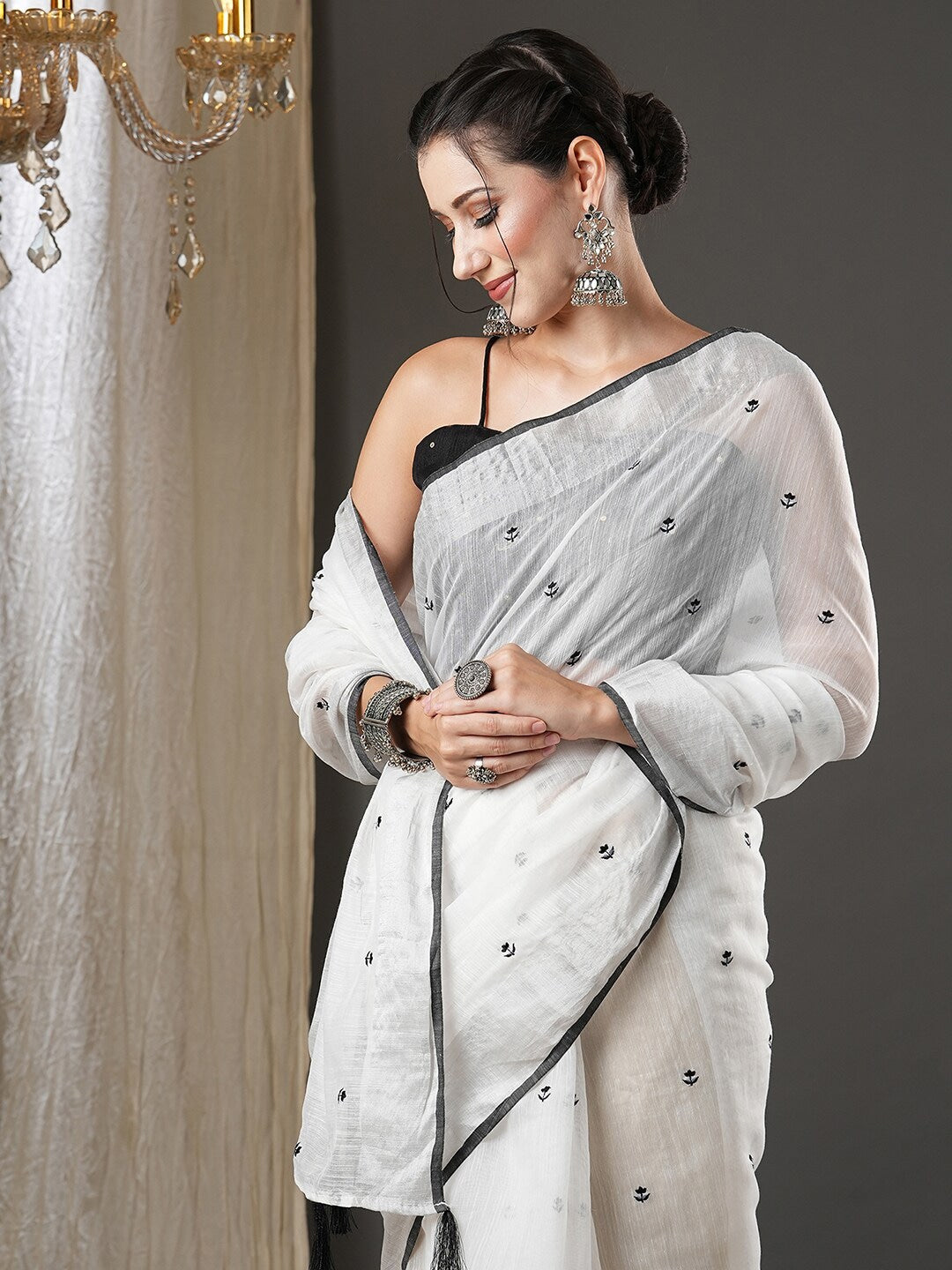 Anouk White & Black Floral Printed Zari Silk Cotton Saree - Distacart
