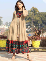 Thumbnail for Kalini Women Gunmetal-Toned Floral Thread Work Kurta - Distacart