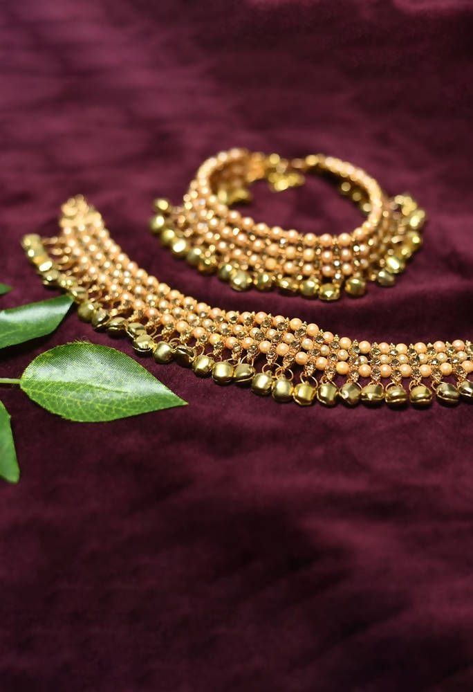 Tehzeeb Creations Golden Plated Anklets With Ghunghru