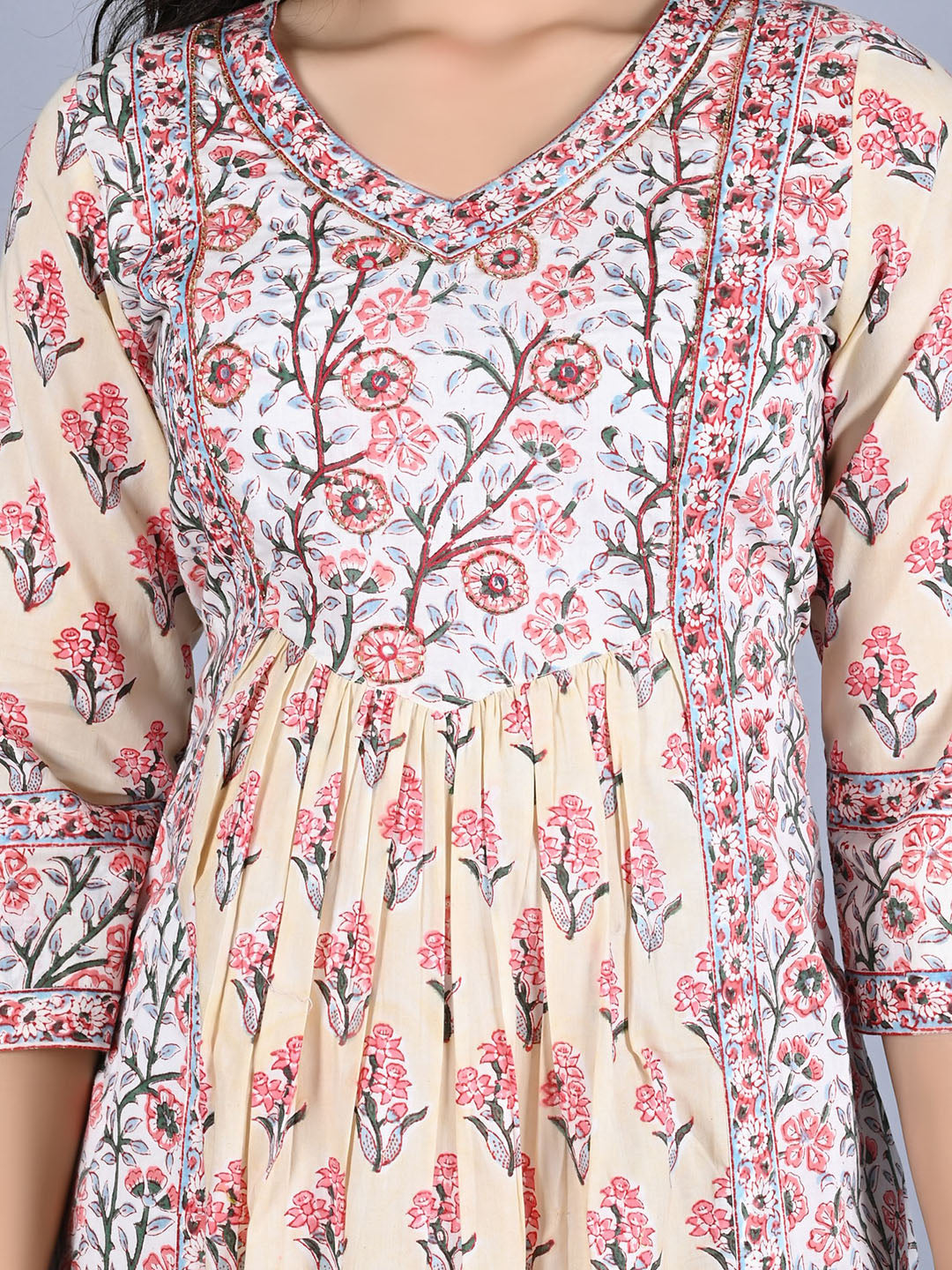 Kalini Women Beige Floral Printed Flared Sleeves Kurta - Distacart