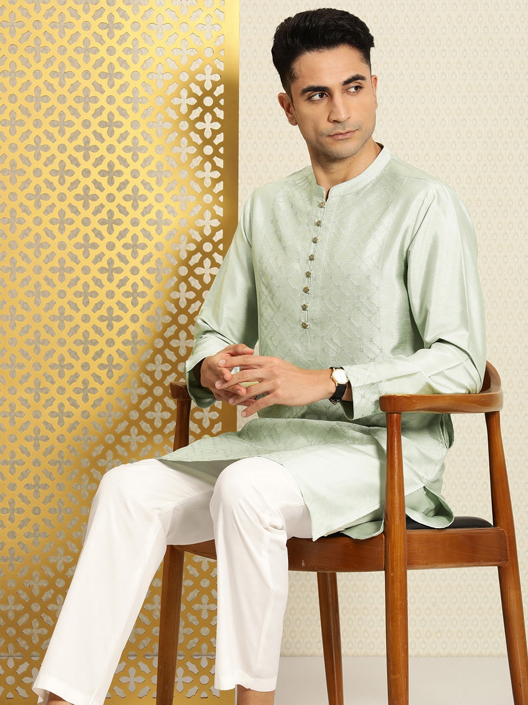 House of Pataudi Jashn Embroidered Thread Work Sequined Kurta - Distacart
