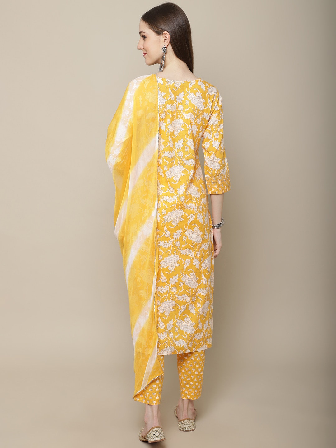 Sangria Women Floral Printed Pure Cotton Kurta with Trousers & With Dupatta - Distacart