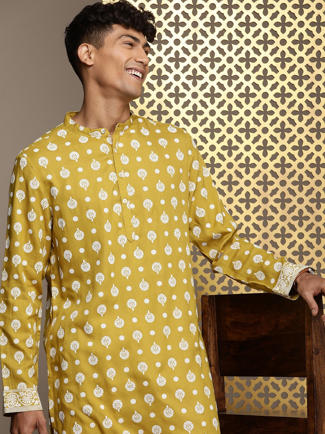 House of Pataudi Jashn Ethnic Motifs Printed Kurta - Distacart