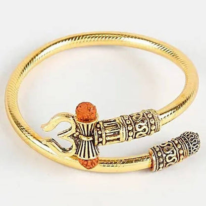 Om Golden Bracelet Rakhi & Kaju Rolls Box