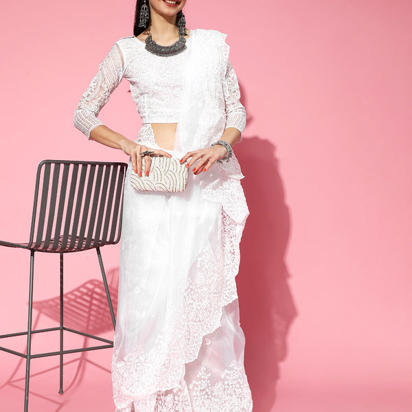 Mitera Ethnic Motifs Saree with Embroidered Border - Distacart