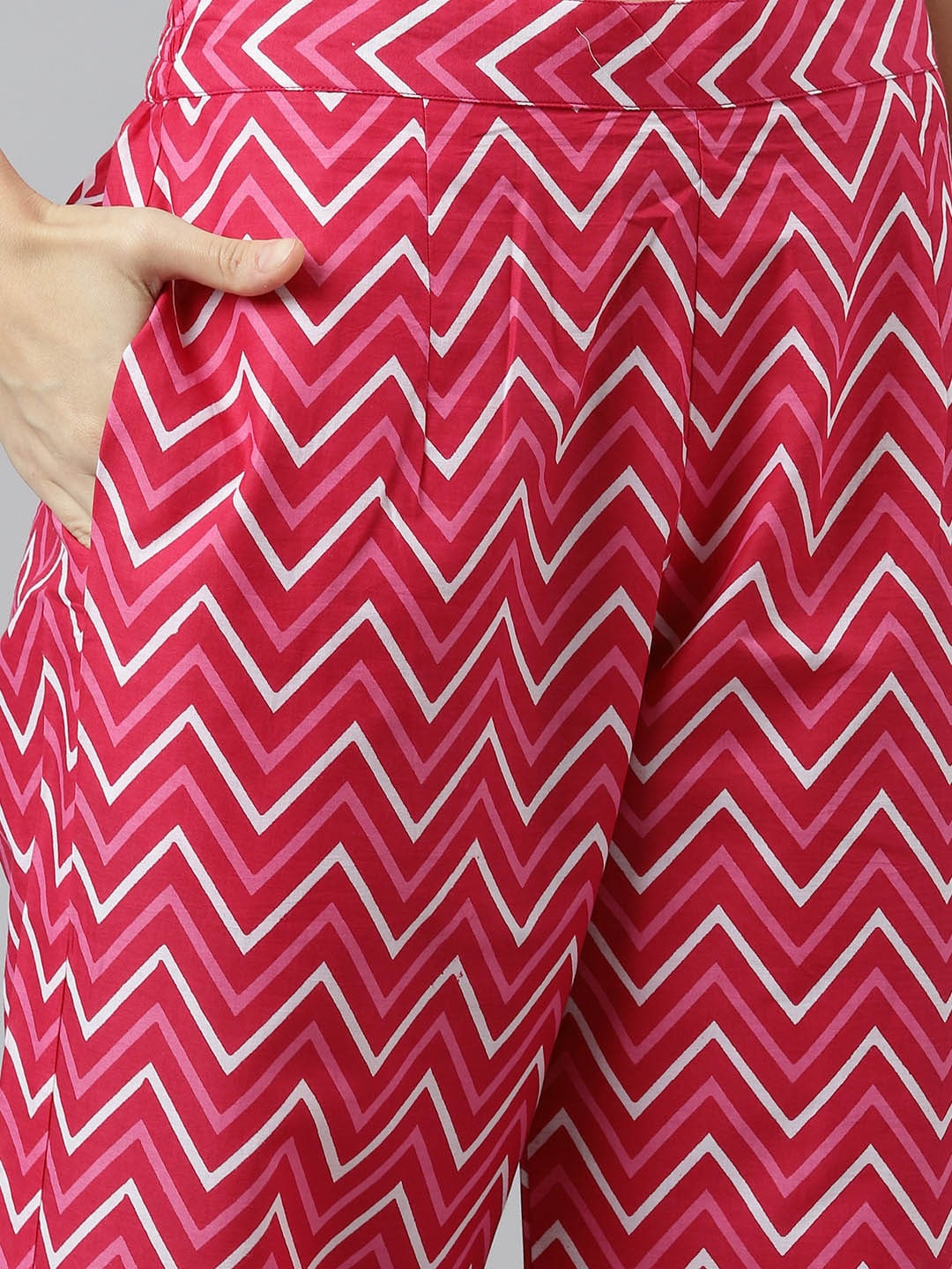 Kalini Kalini Women Pink Bandhani Printed Kurta with Palazzos - Distacart
