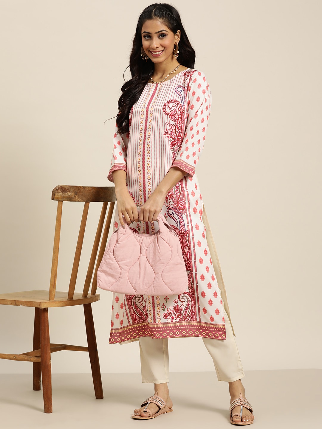 Sangria Women White & Maroon Paisley Printed Kurta with Trousers - Distacart