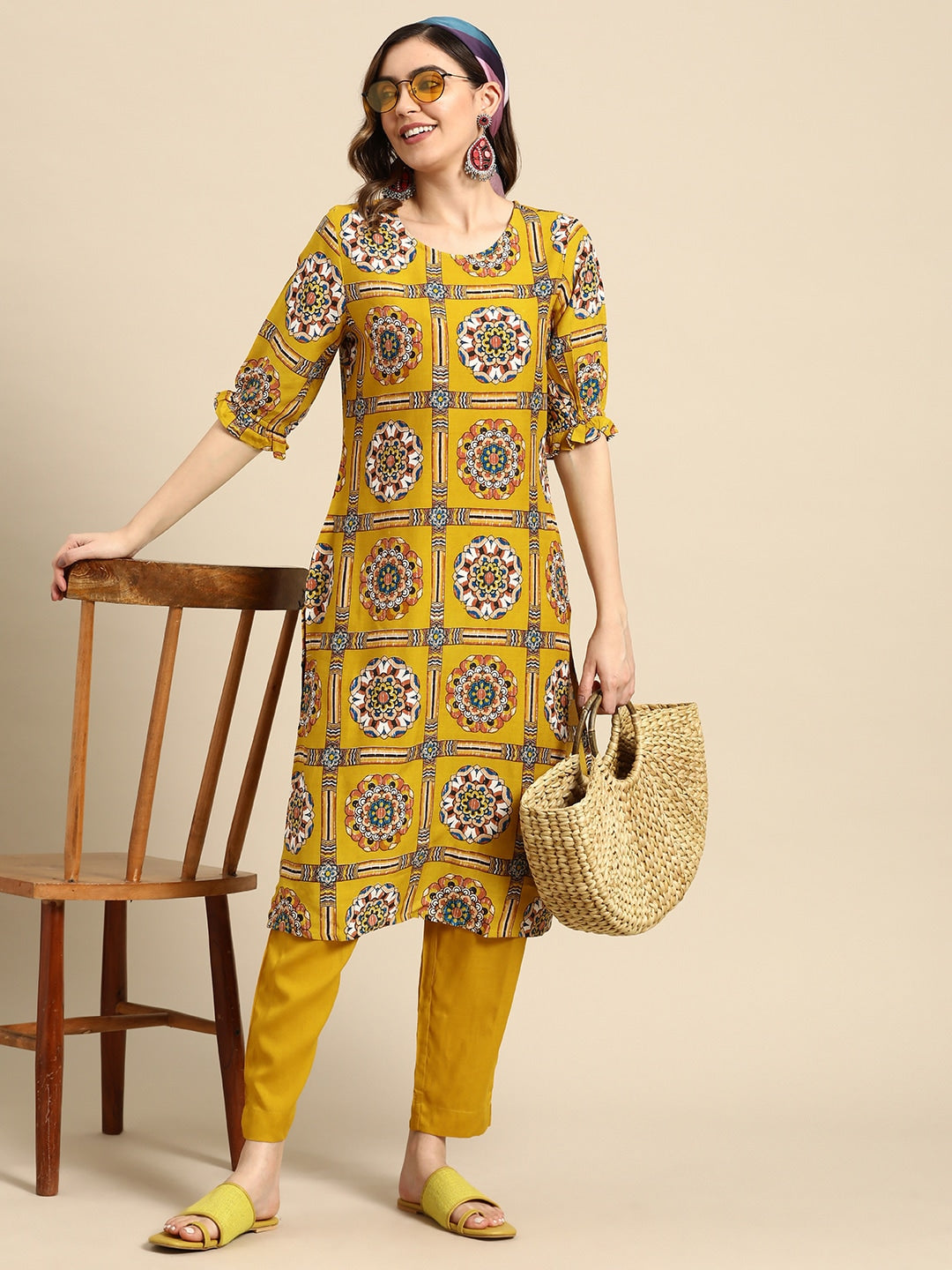 Sangria Women Ethnic Motifs Printed Kurta with Trousers - Distacart