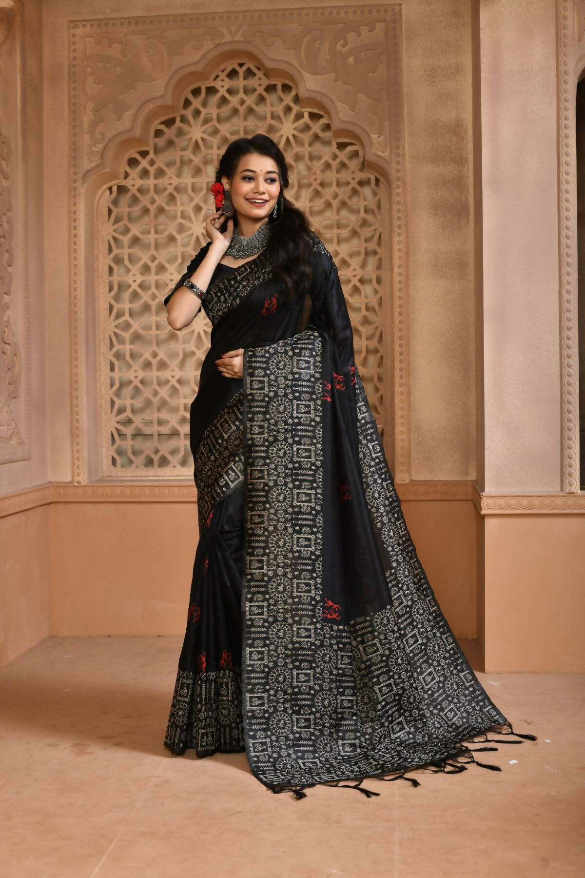 Vishnu Weaves Women's Black Handloom Raw Silk Woven Border Saree with Unstitched Blouse - Distacart