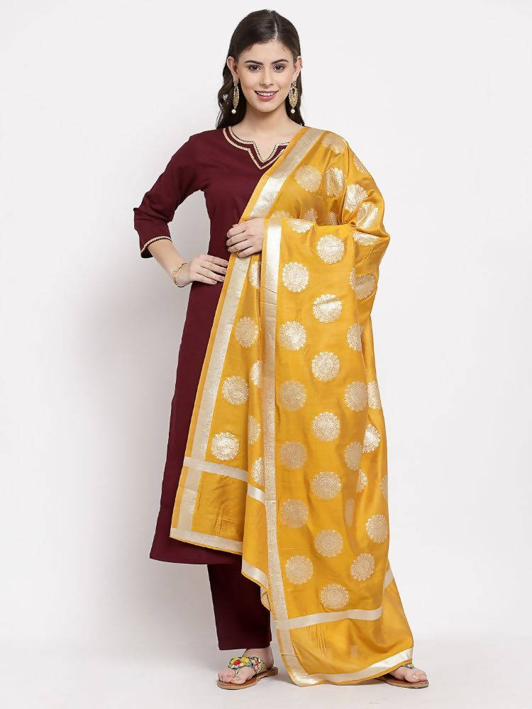 Myshka Women's Beautiful Burgundy Cotton Solid 3/4 Sleeve Square Neck Casual Kurta Pant Dupatta Set