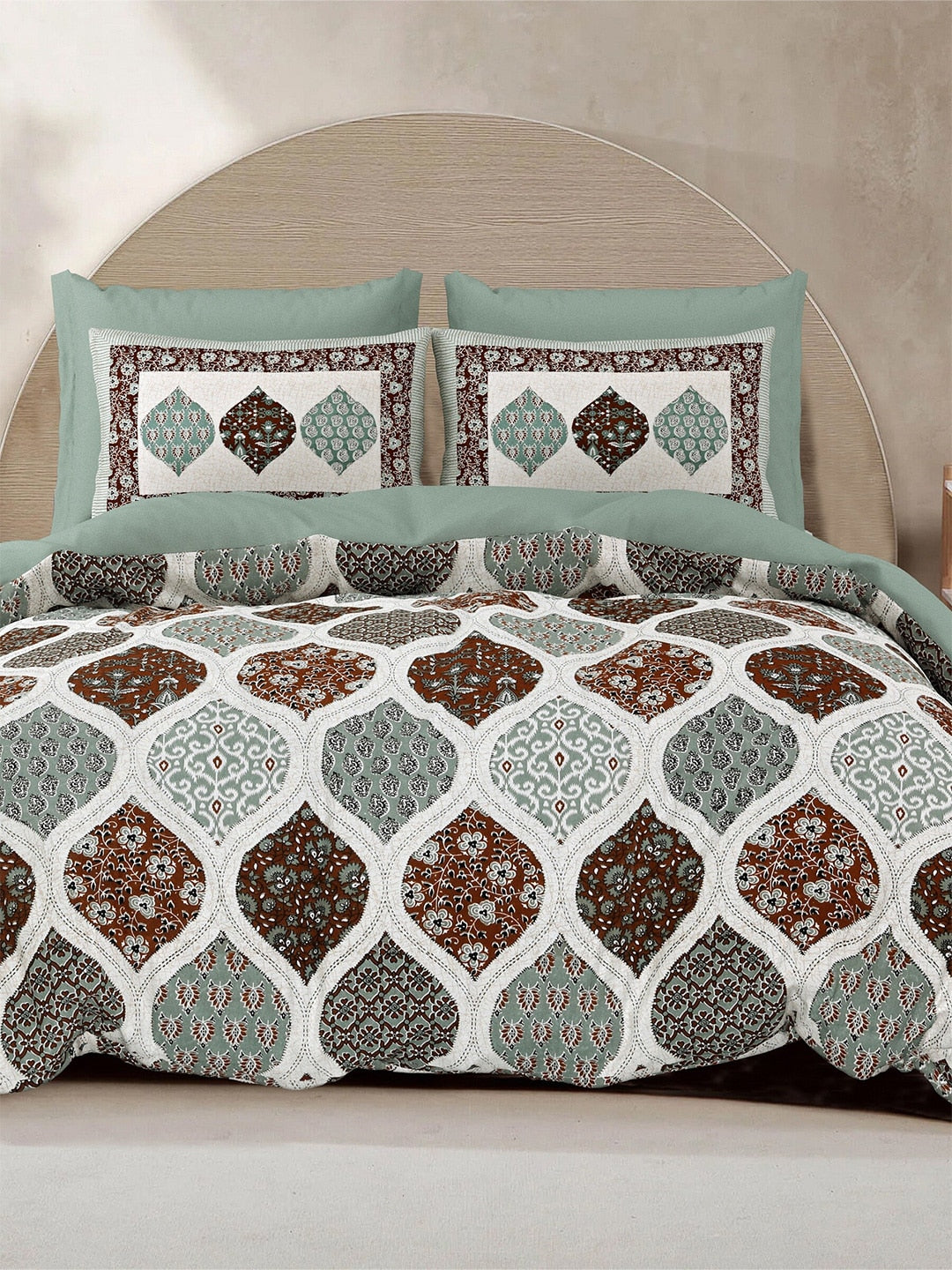 LIVING ROOTS Green & White Ethnic Pure Cotton 300 TC King Bedsheet with 2 Pillow Covers - Distacart