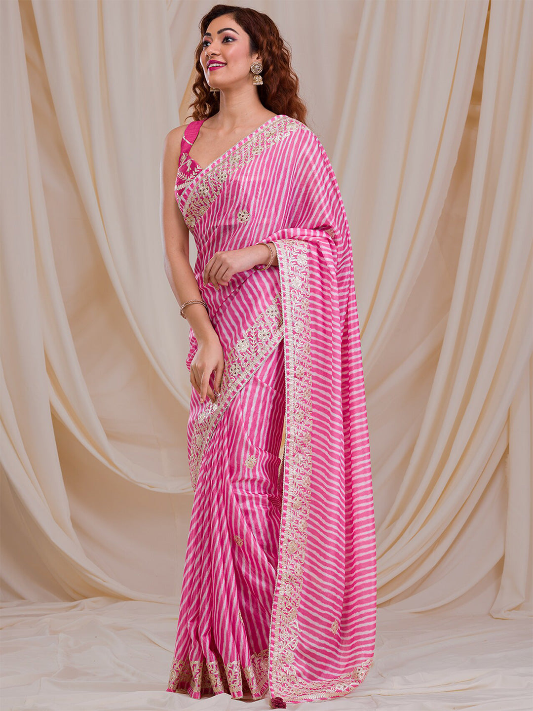 Koskii Striped Embroidered Saree - Distacart