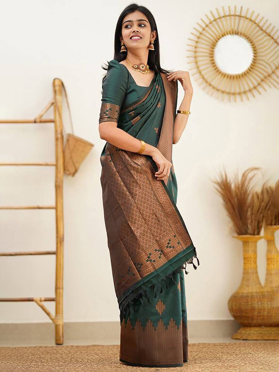 Kalini Woven Design Ethnic Motifs Zari Banarasi Saree - Distacart