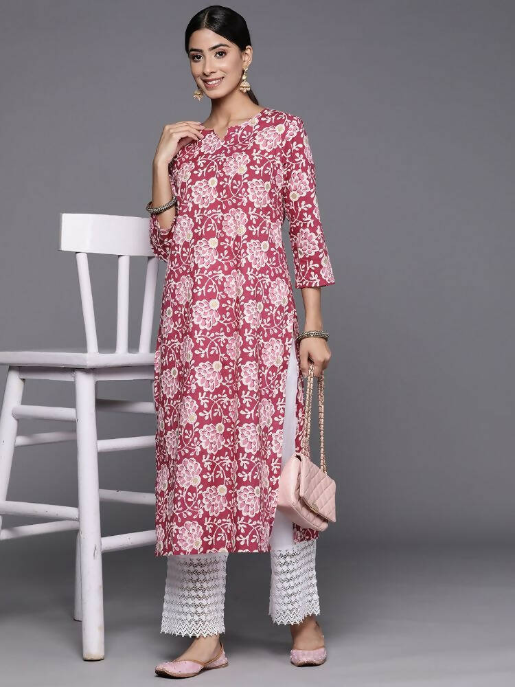 Varanga Women Pink Floral Printed Straight Kurta With Three Quarter Sleeves - Distacart