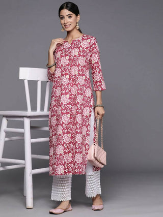 Varanga Women Pink Floral Printed Straight Kurta With Three Quarter Sleeves - Distacart
