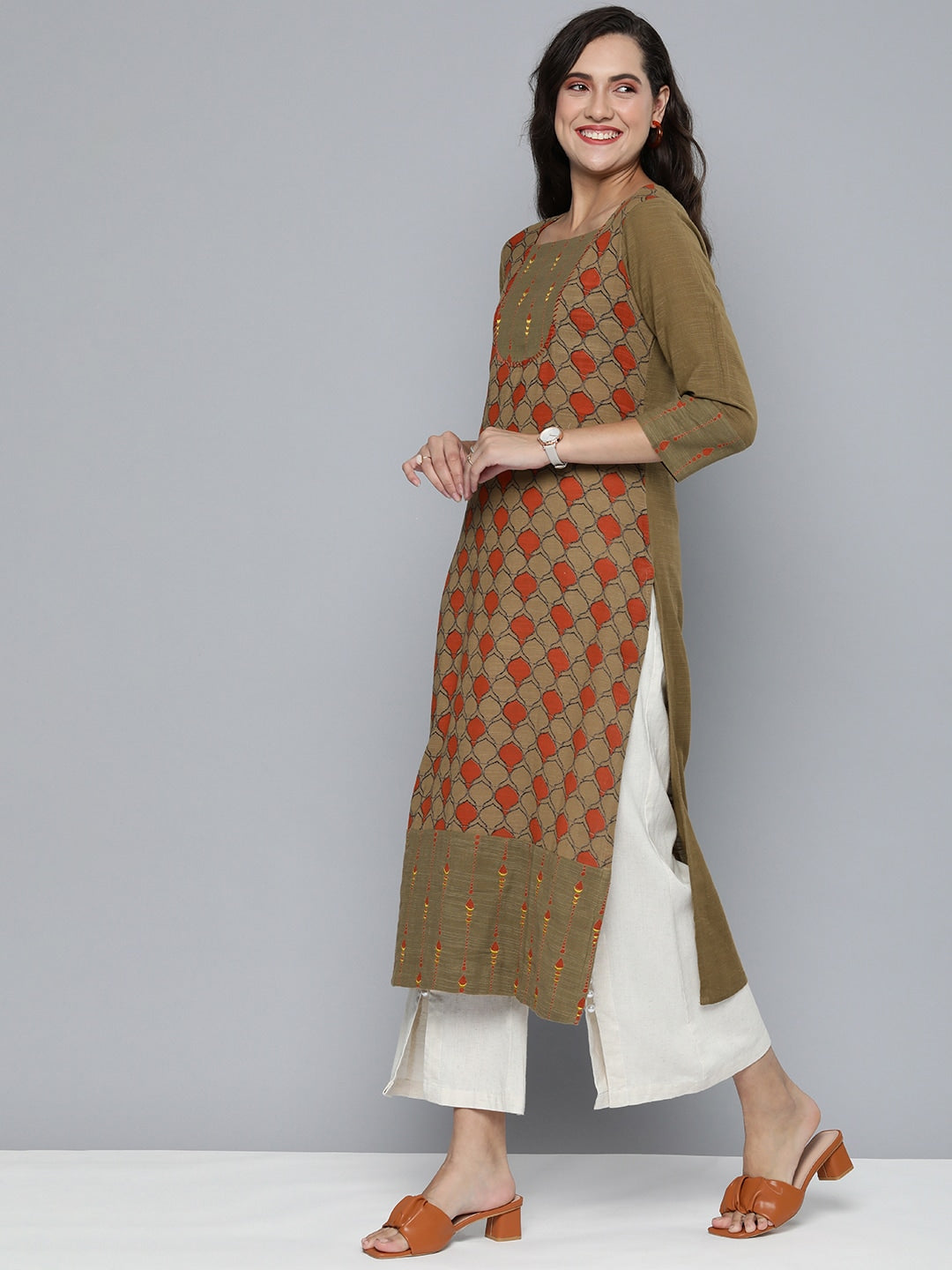 HERE&NOW Women Ethnic Motifs Straight Kurta - Distacart
