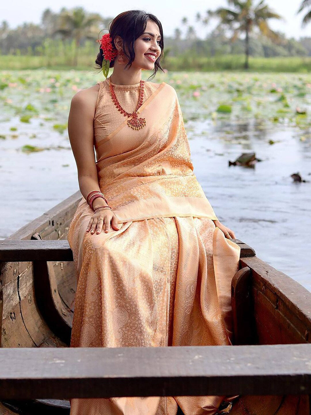 Kalini Ethnic Motifs Woven Design Zari Banarasi Saree - Distacart