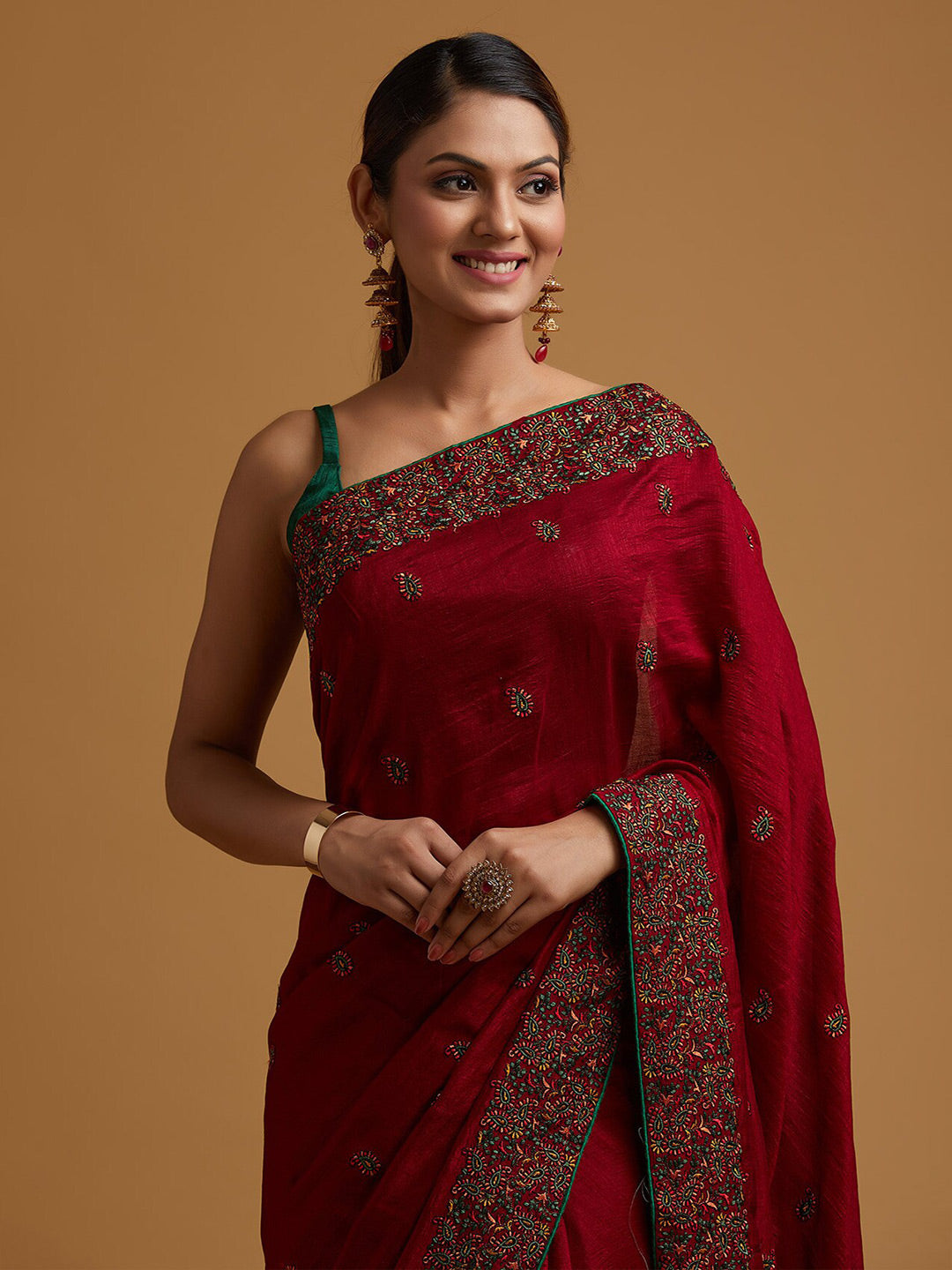 Koskii Maroon & Green Floral Embroidered Art Silk Saree - Distacart