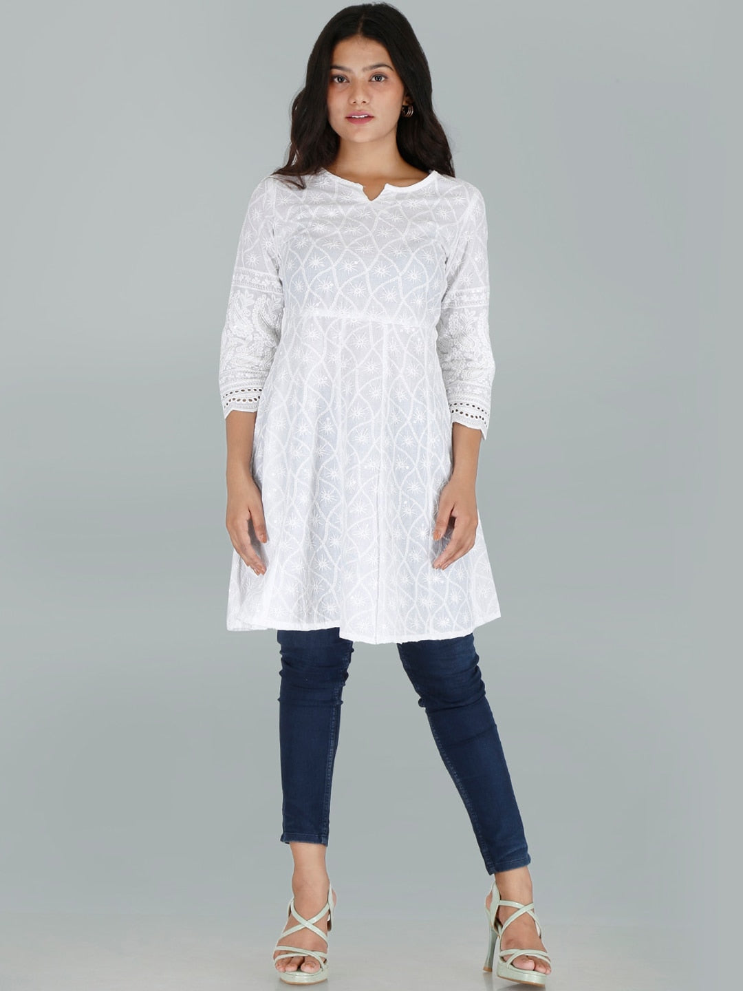 Kalini Women White Cotton Embroidered Chikankari Kurta - Distacart