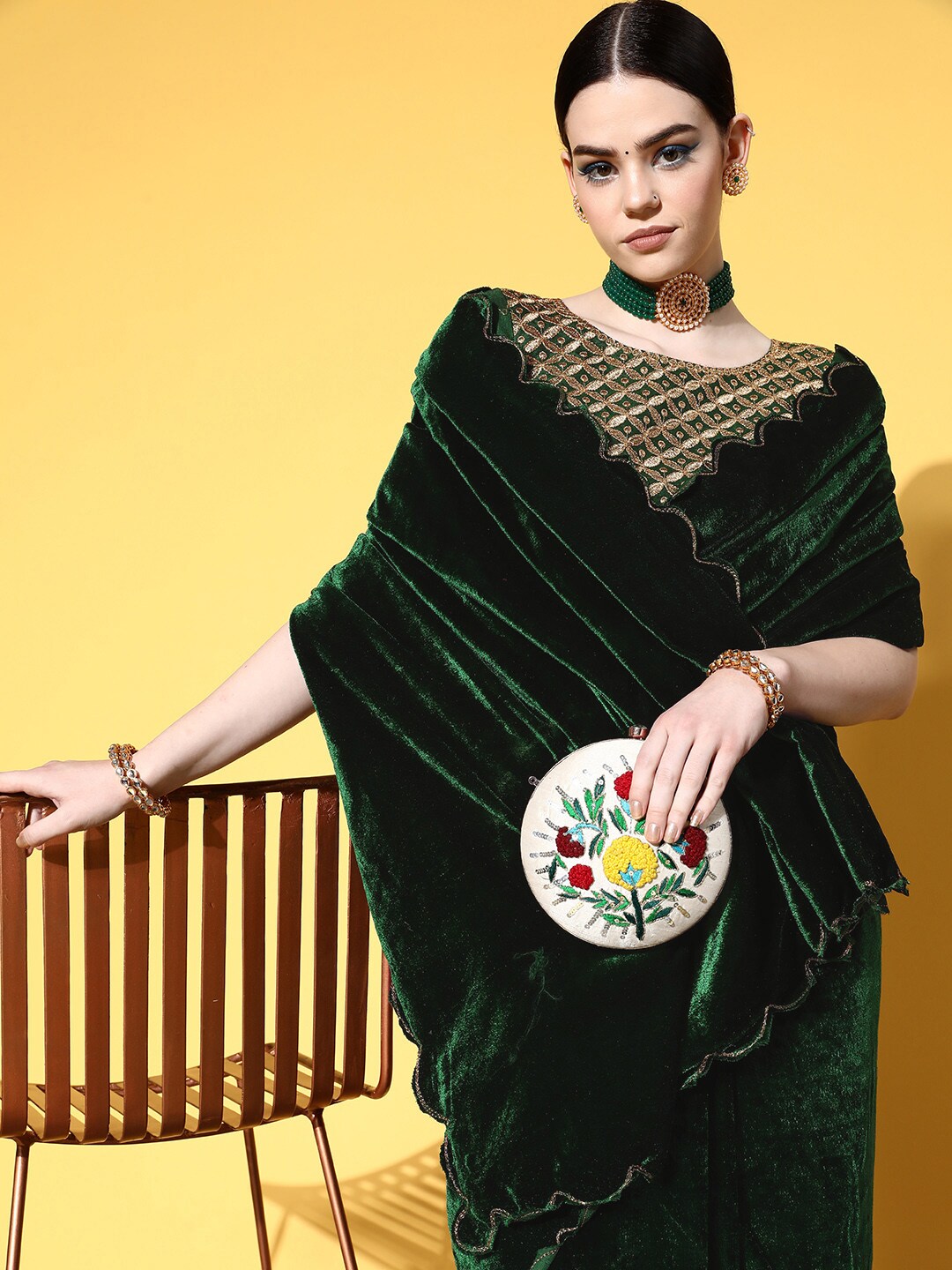 Mitera Solid Saree with Embellished border - Distacart