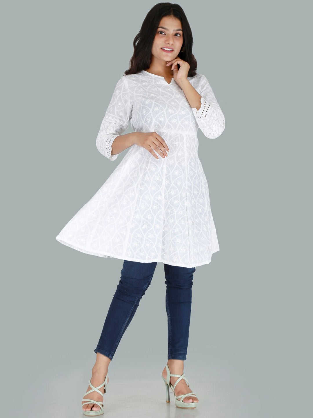 Kalini Women White Cotton Embroidered Chikankari Kurta - Distacart