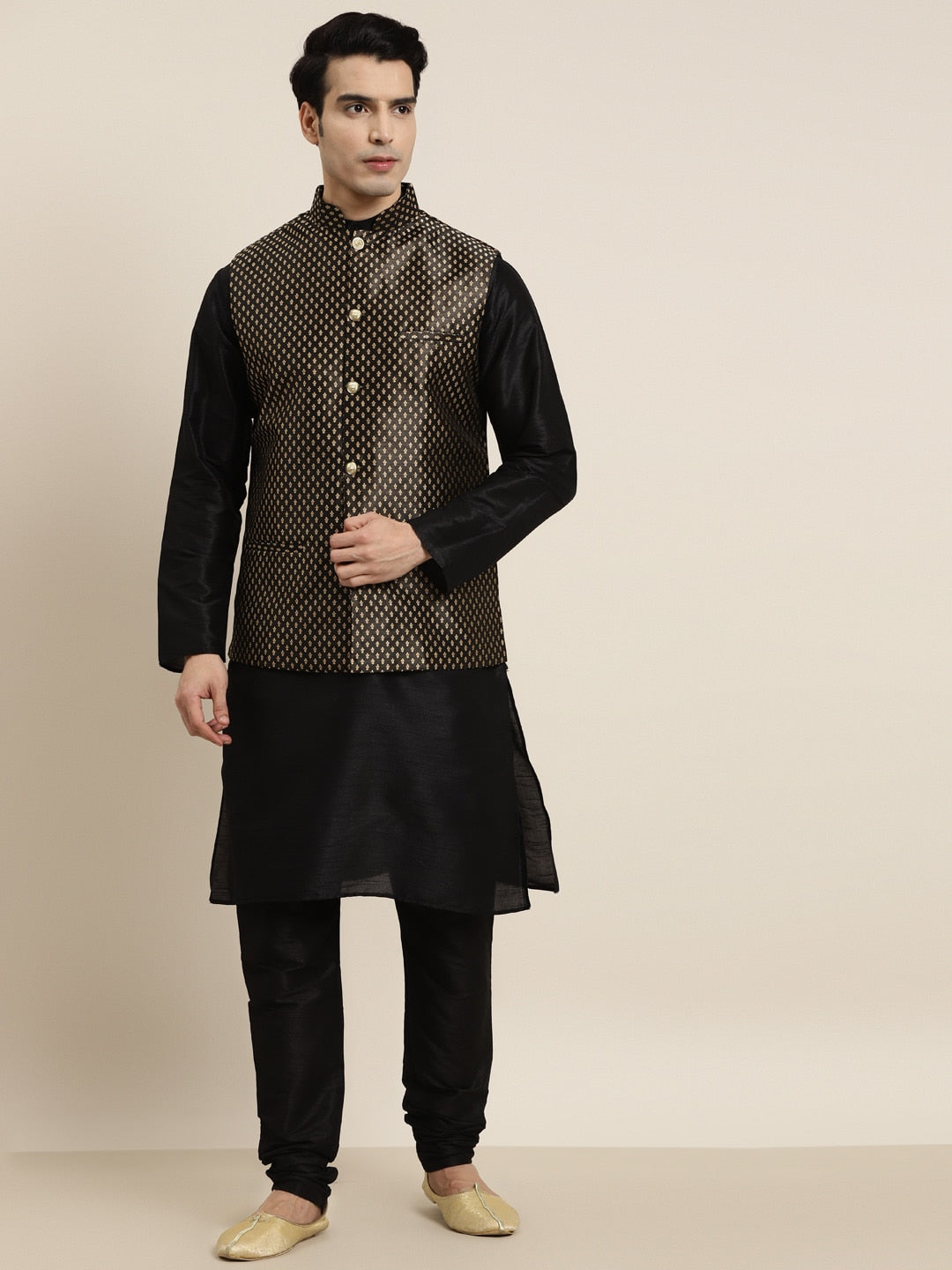 Sojanya Men Black Solid Kurta with Churidar & Nehru Jacket - Distacart