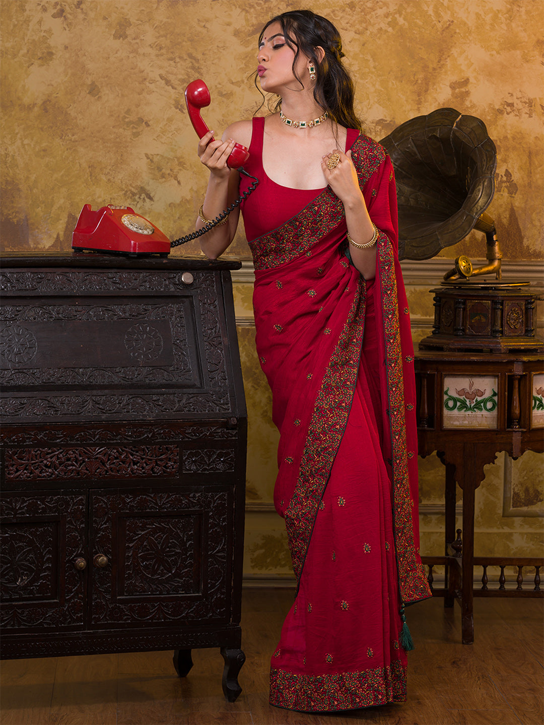 Koskii Maroon & Green Floral Embroidered Art Silk Saree - Distacart