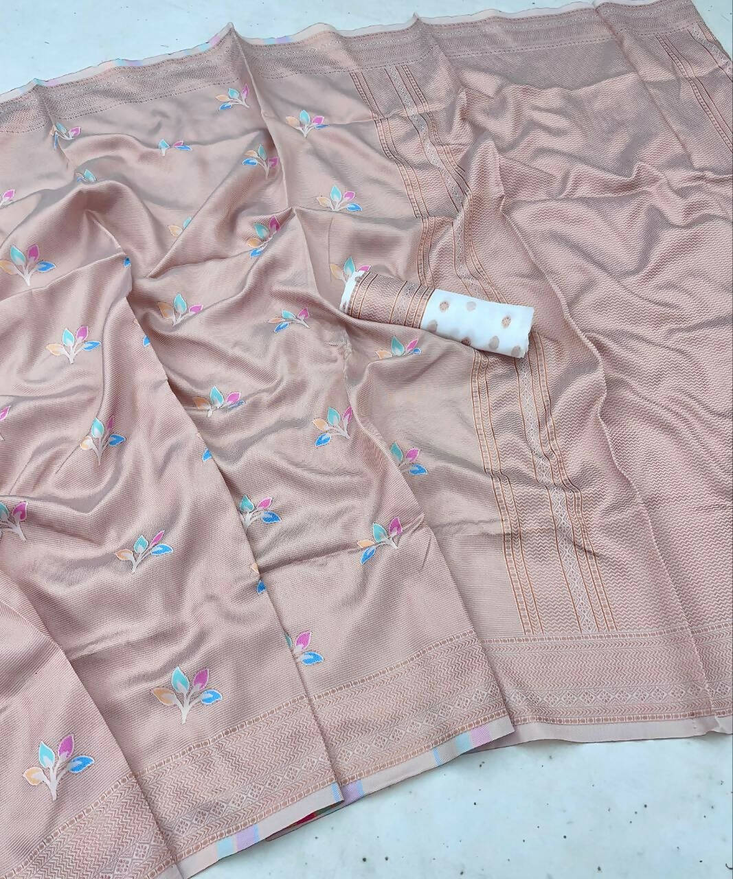 DEIANA'S Beautiful Golden Jari with New Design Soft Lichi Silk Saree - White - Distacart