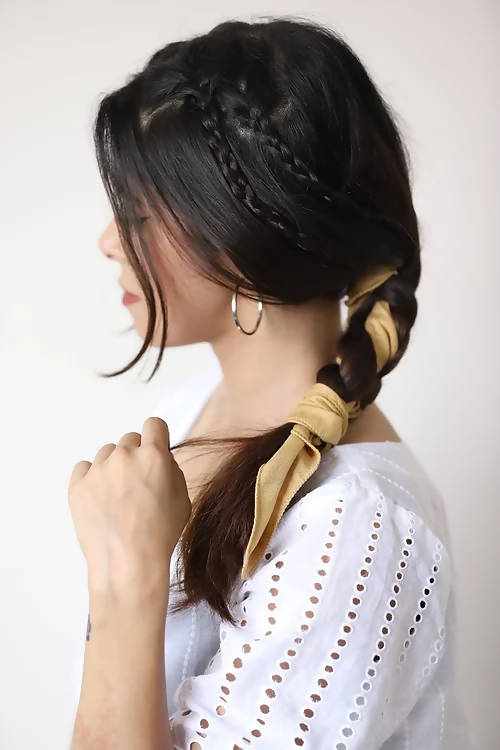 Diva Globe Beige Bhandana - Distacart