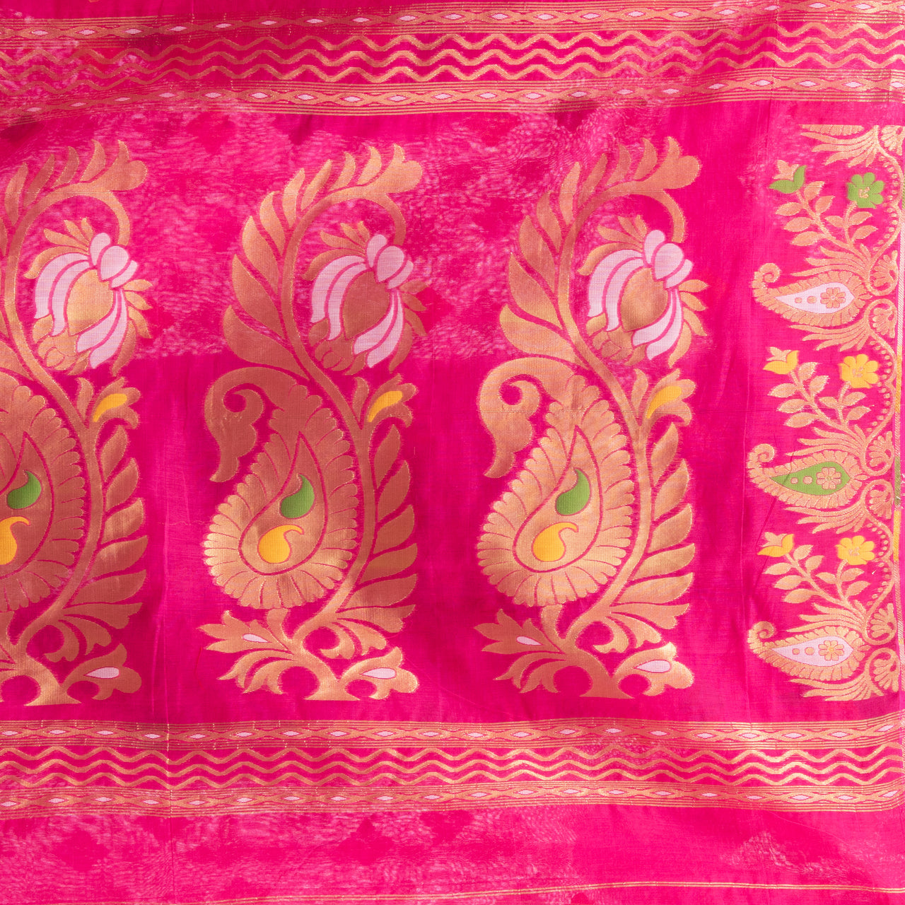 Desh Bidesh Woven Jamdani Pure Cotton Saree (Pink) - Distacart