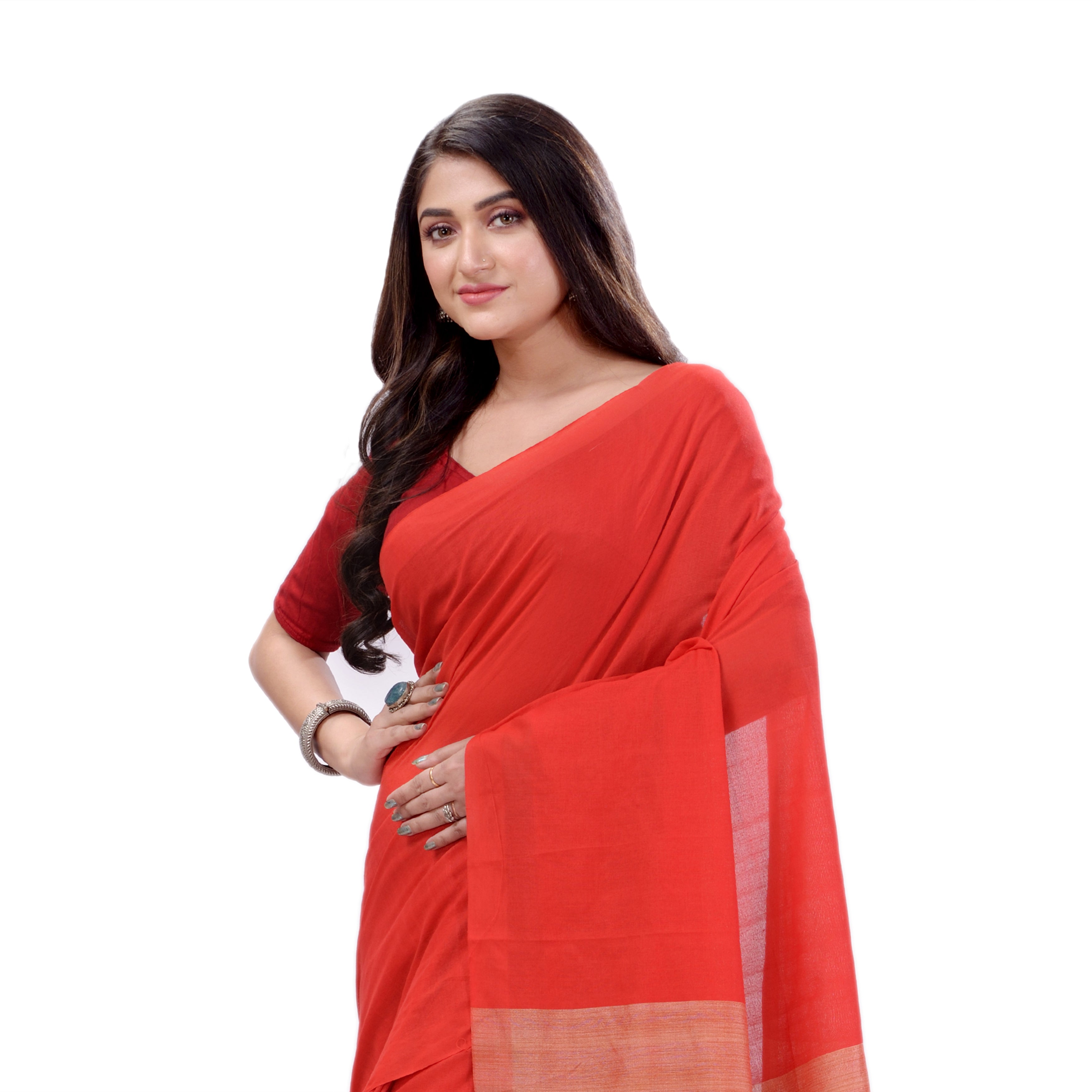 Desh Bidesh Solid/Plain Handloom Pure Cotton Saree (Red) - Distacart