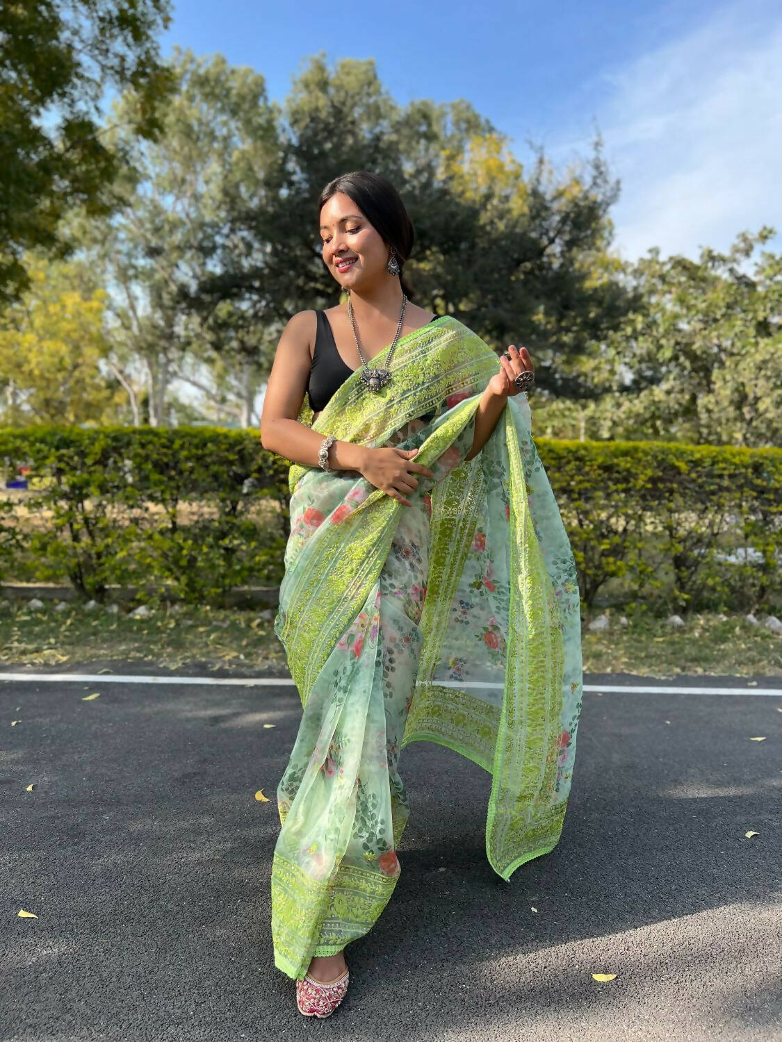 Vastrasky Green Organza Saree - Distacart